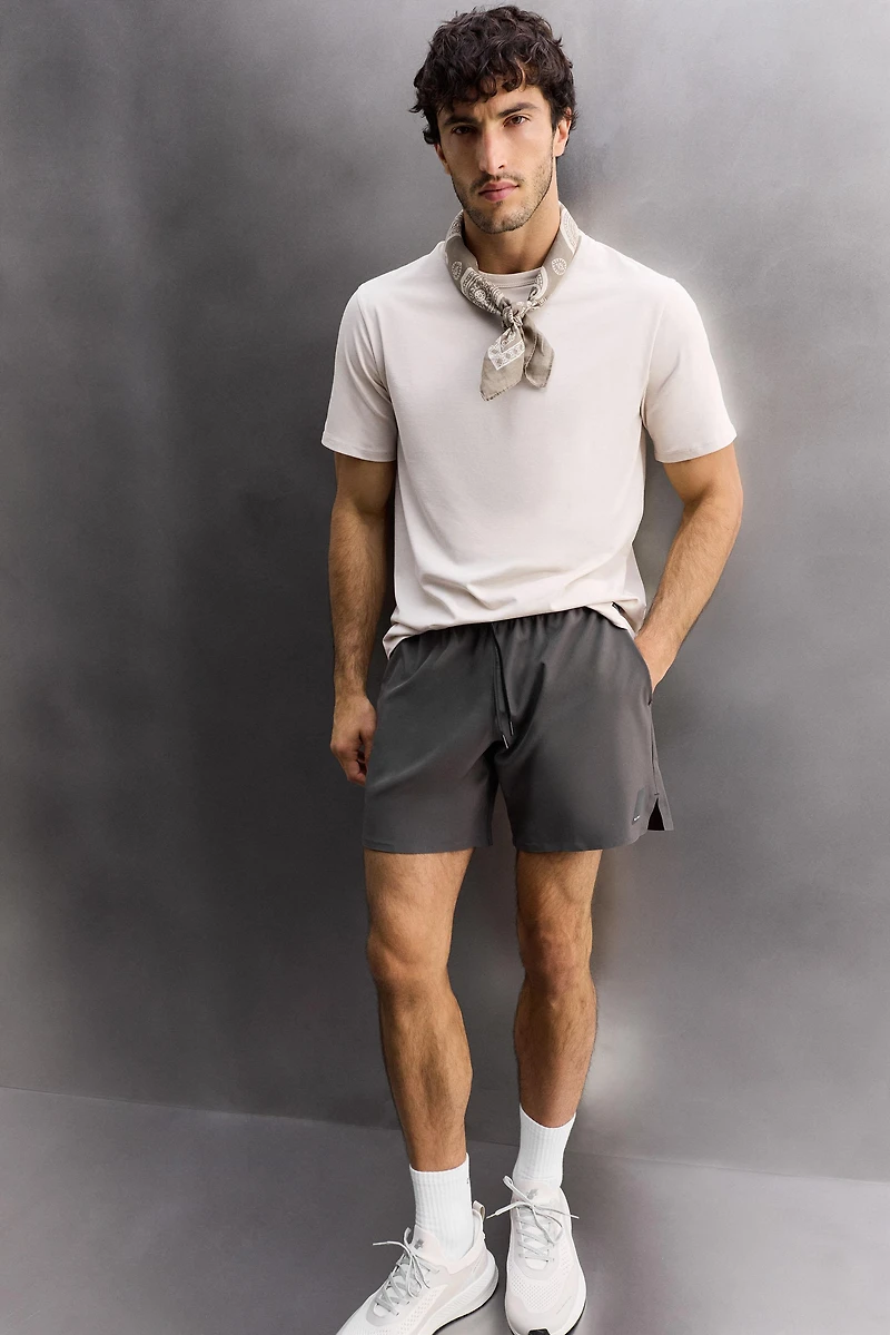 BASIC TRAINING SHORTS