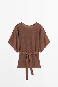Pull en maille de coton avec ceinture