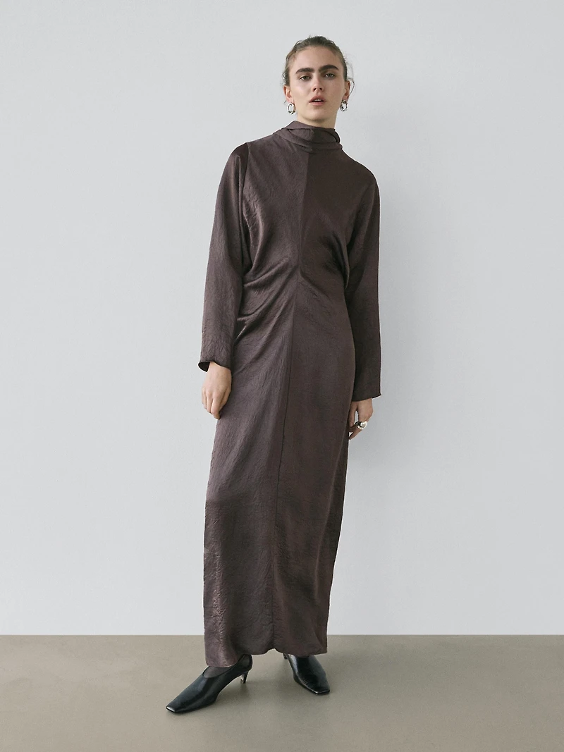 Long flowing dress with tie - STUDIO