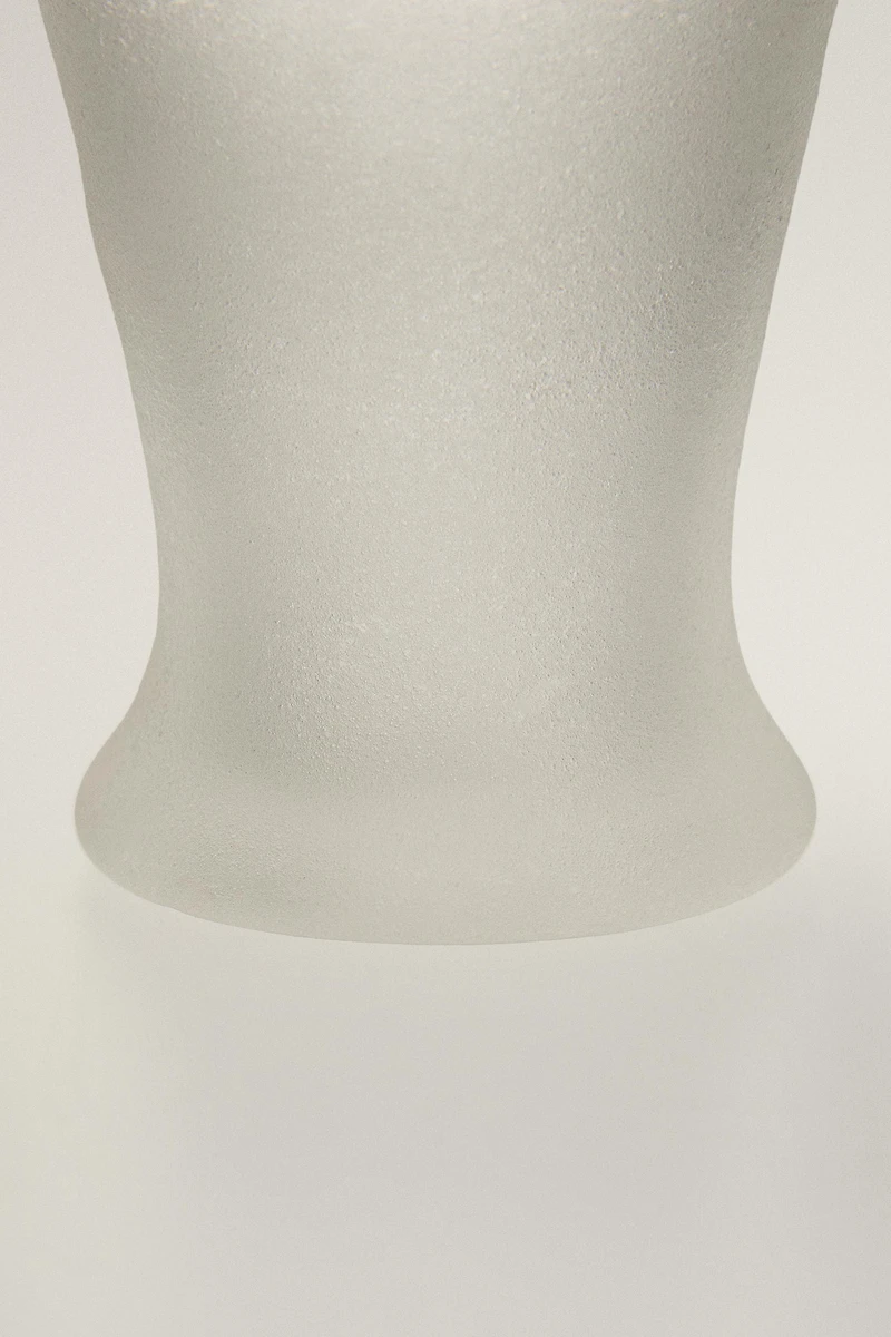 GLASS CANDLE HOLDER