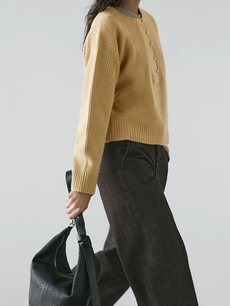 Pull en maille de laine mélangée