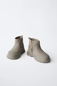 LINED BOOTS