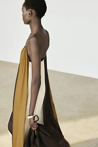 Flowing strappy midi dress