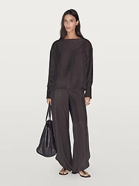 Flowing blouse with button details