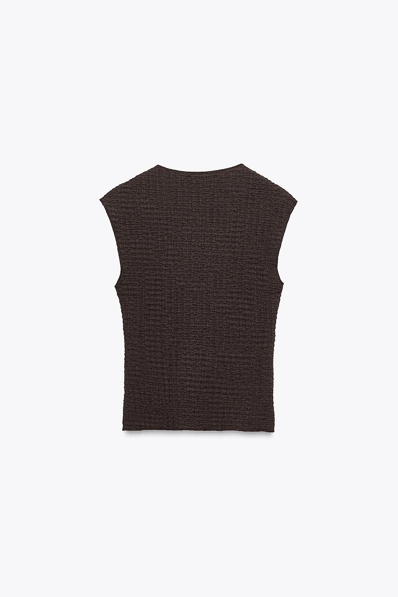 TEXTURED TOP