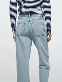 Straight-leg high-waist jeans