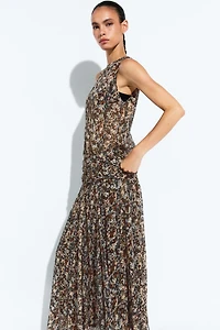 Printed dress with sash detail