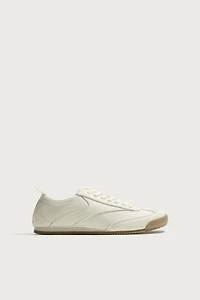 BASKETS STYLE RÉTRO