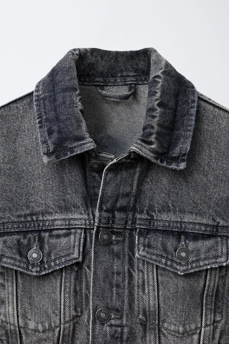 DENIM JACKET