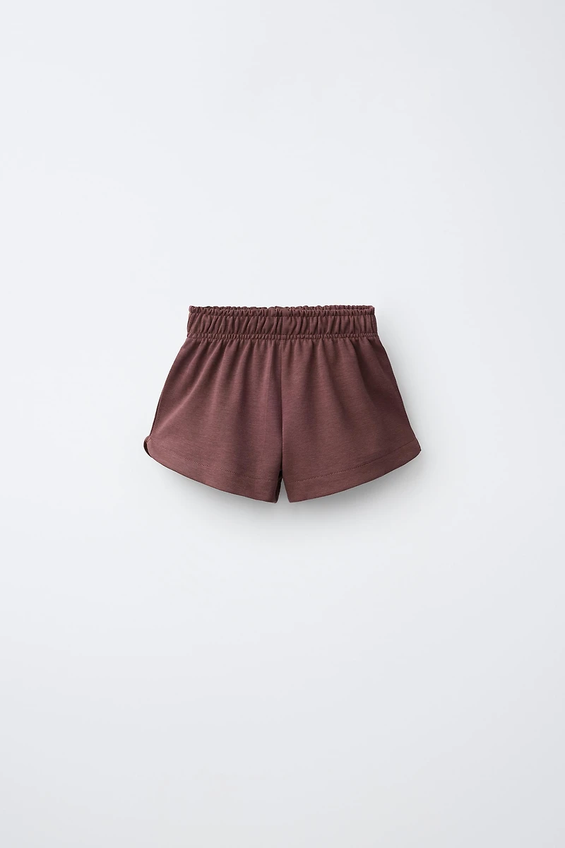 INTERLOCK T-SHIRT AND BERMUDA SHORTS SET
