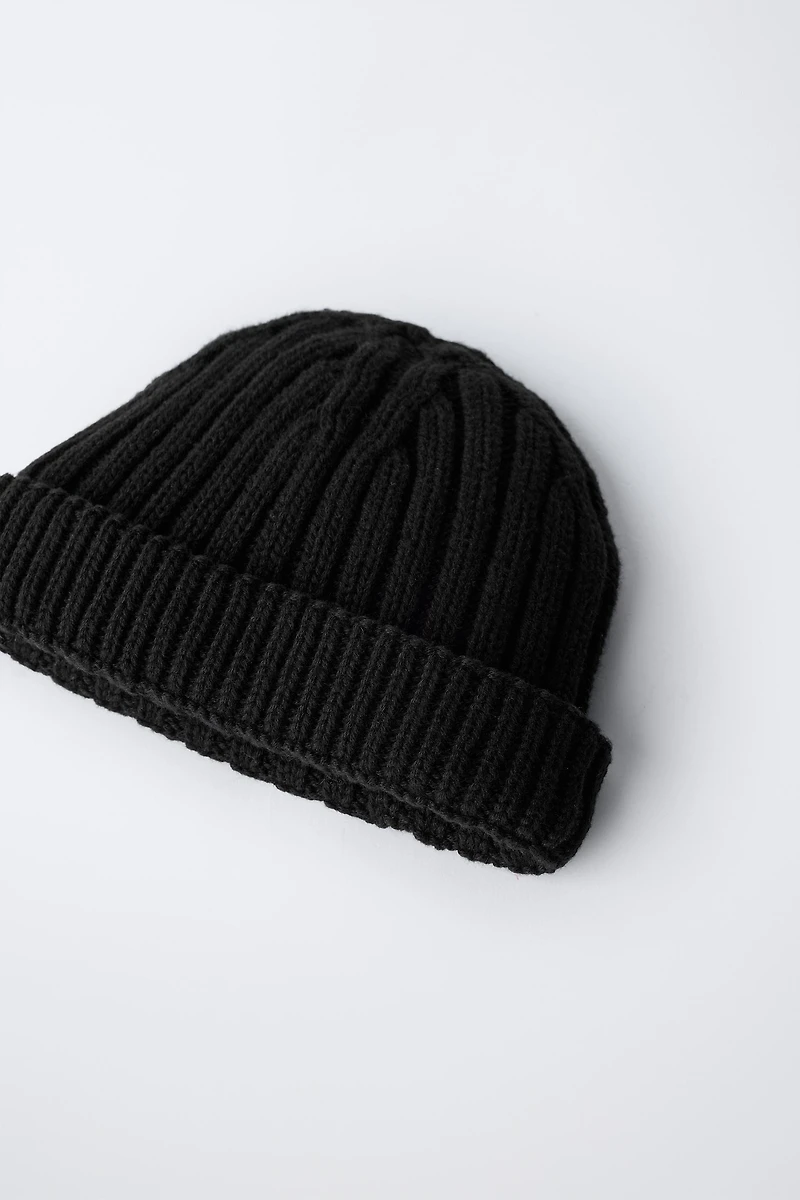 CHUNKY KNIT HAT
