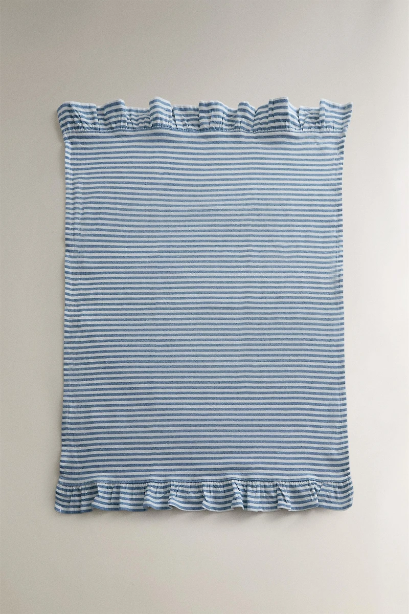 RUFFLED STRIPED KITCHEN TOWEL
