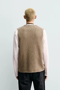 ORIGINS FLECKED KNIT VEST