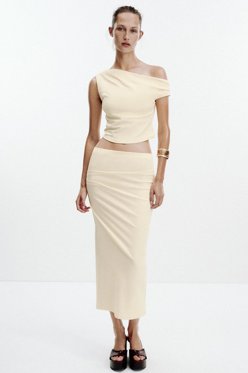 ASYMMETRIC TEXTURED TOP