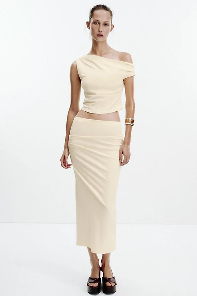ASYMMETRIC TEXTURED TOP