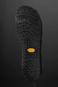 WATER SHOES X VIBRAM®