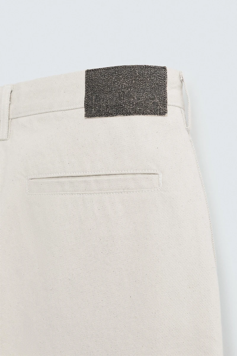 BAGGY FIT BERMUDA SHORTS