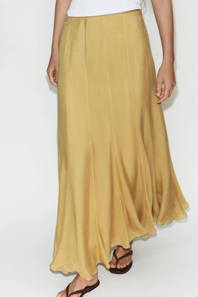 FLOWY LONG SKIRT