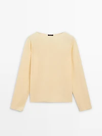 Boat neck knit sweater