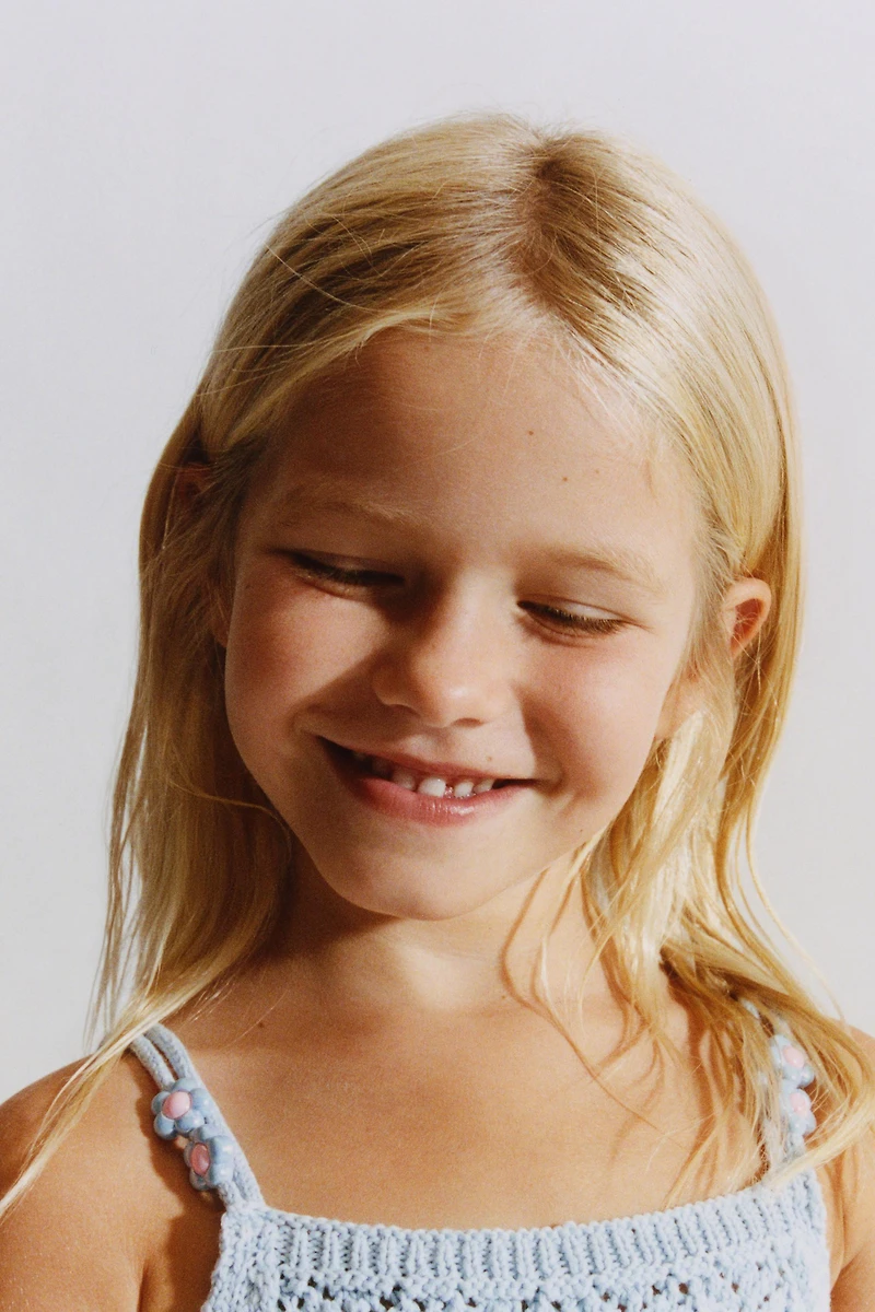 TOP EN MAILLE FANTAISIE