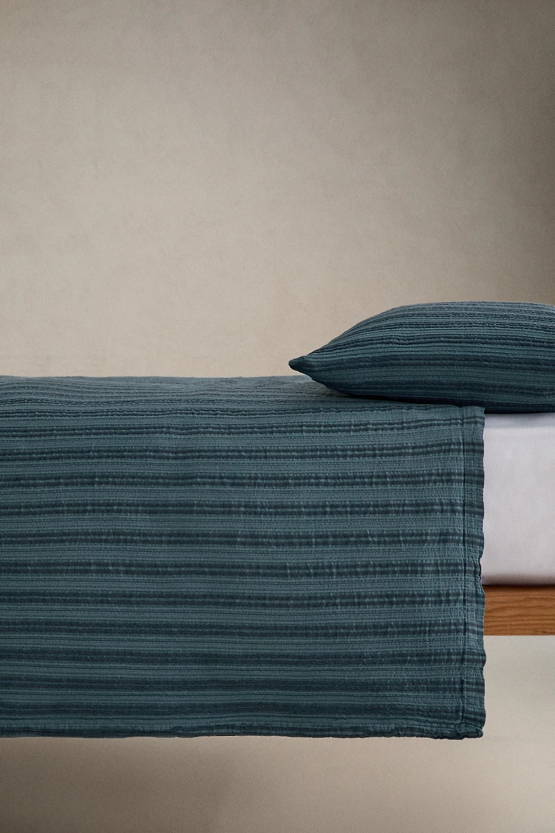KIDS' TEXTURED STRIPED BEDSPREAD