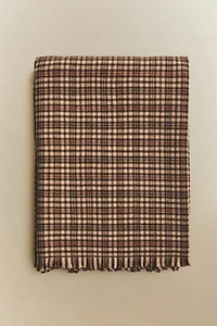 CHECK BLANKET WITH FRINGING