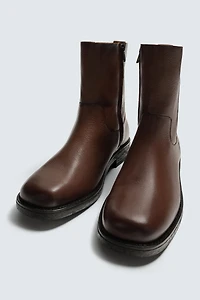 BOTTES EN CUIR
