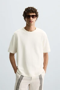 REGULAR FIT TEXTURED SWEATSHIRT