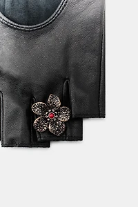 MITAINES COURTES EN CUIR AVEC FERMOIRS