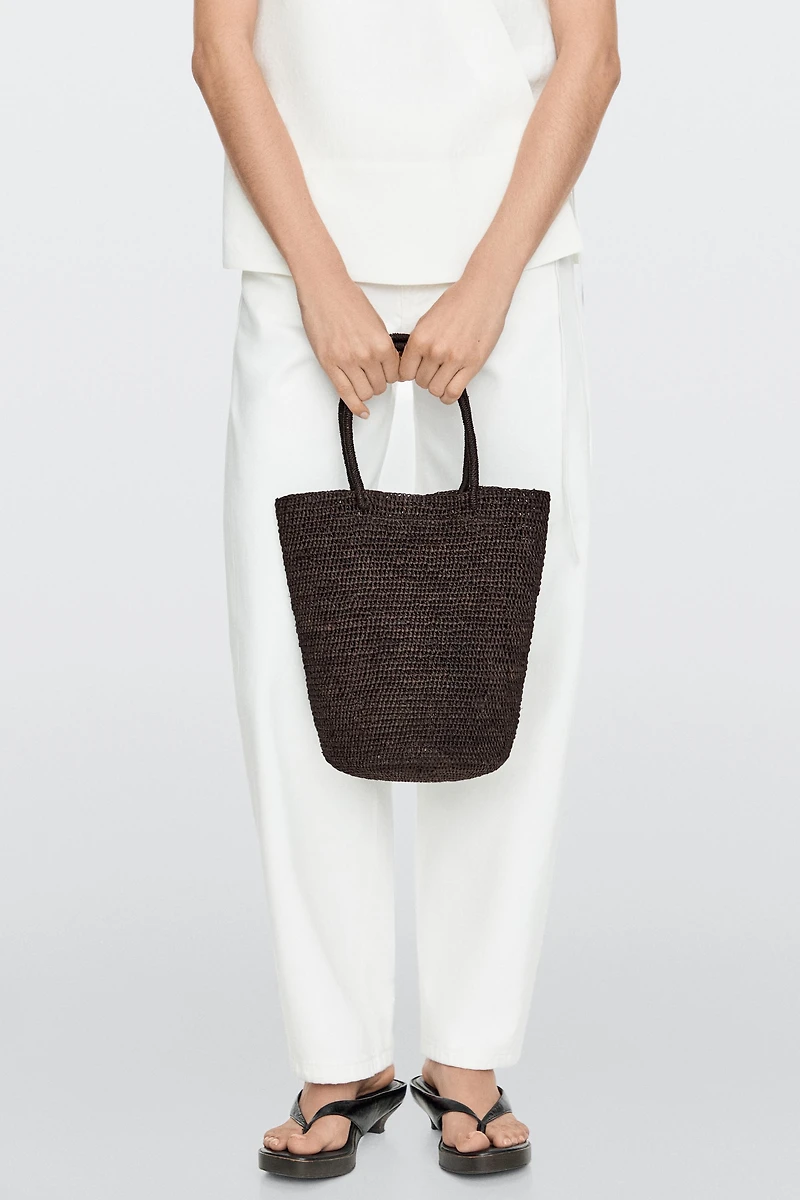 Mini raffia bucket bag