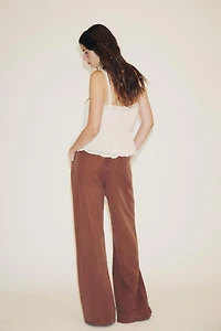 FLOWY BELTED PANTS
