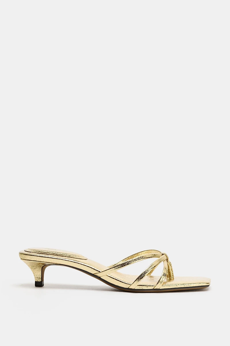 METALLIC EFFECT SANDALS