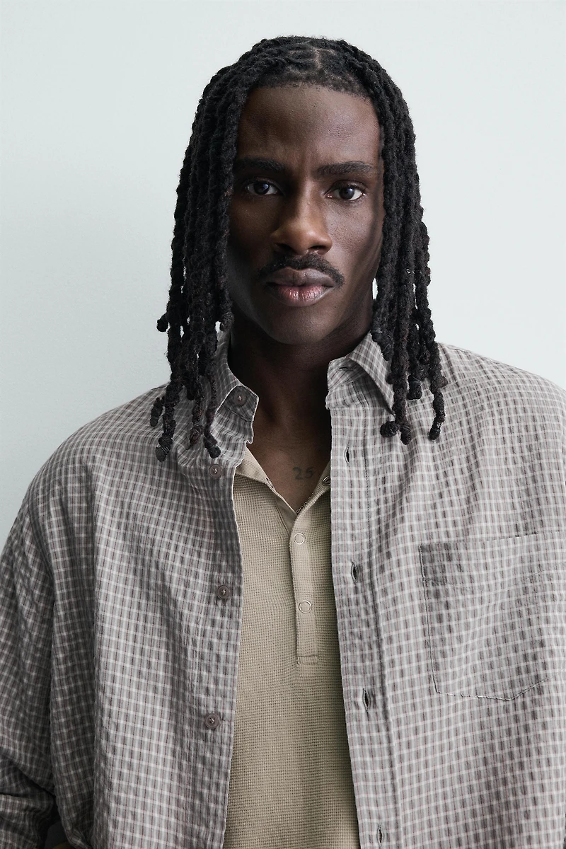 CHEMISE À CARREAUX TEXTURÉE