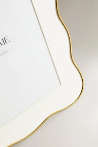 SCALLOPED METAL PICTURE FRAME