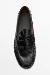 Soft leather shirred loafer
