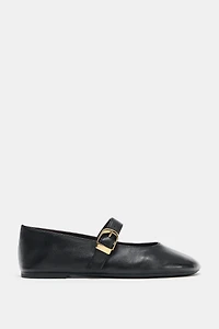 LEATHER BUCKLE BALLET FLATS