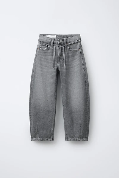 BARREL JEANS WITH BELT