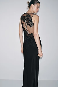 LONG COMBINATION MESH LACE DRESS