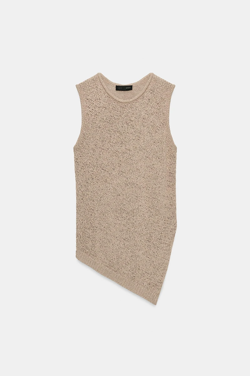 ASYMMETRIC KNIT TOP