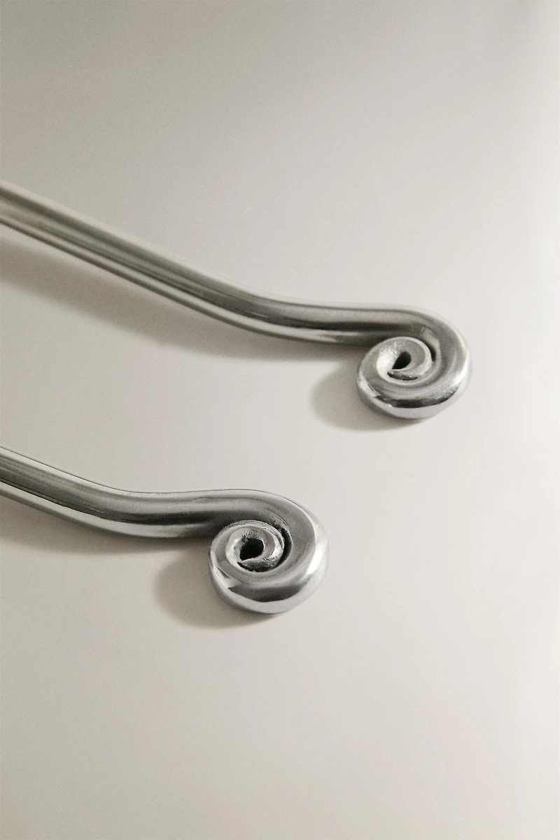 SPIRAL SERVING SET (SET OF 2)