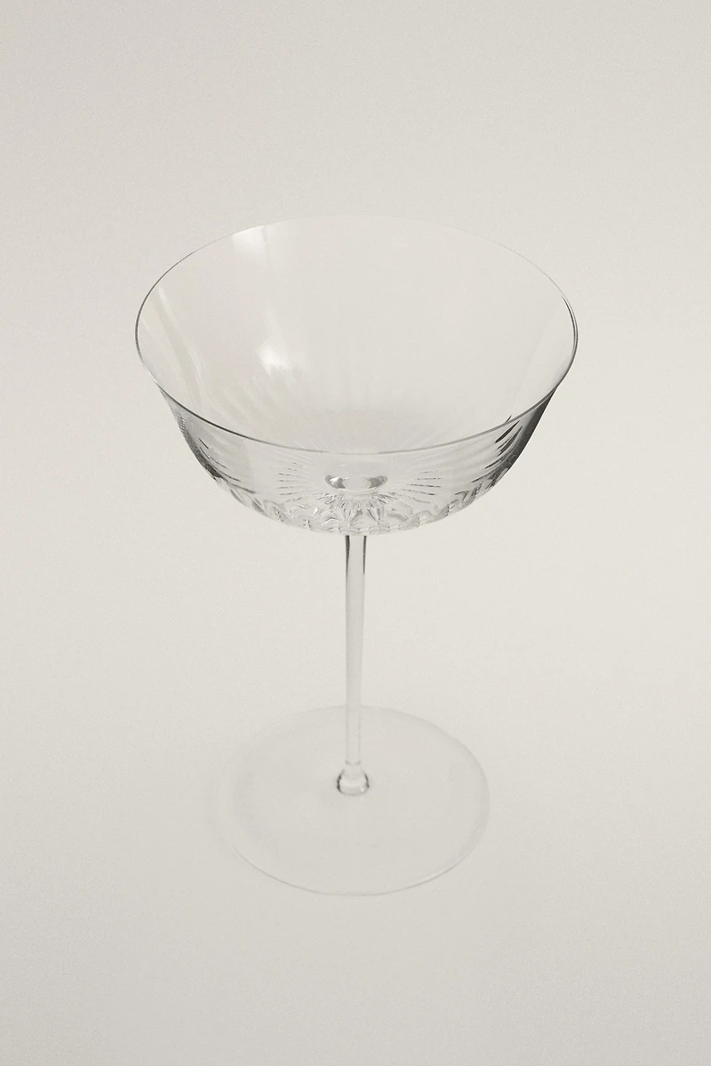 LINED GLASS COCKTAIL COUPE