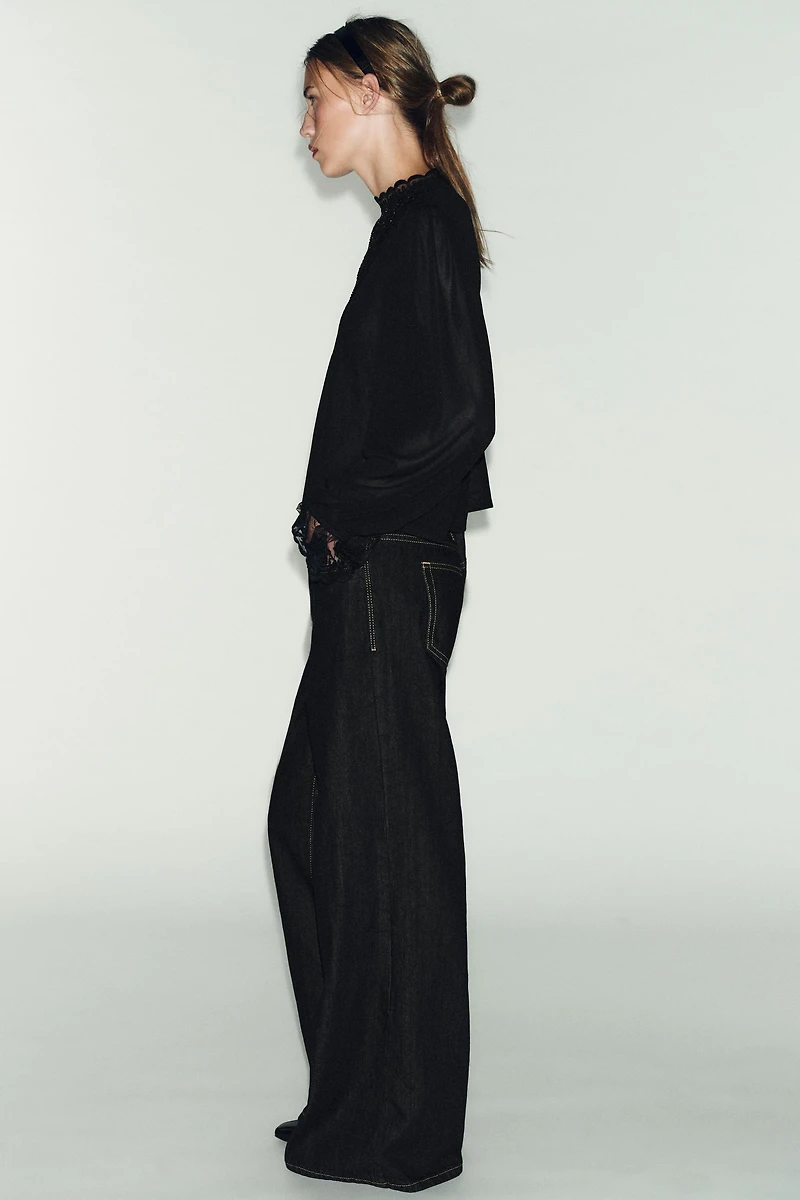 TOP BRODÉ MANCHES LONGUES