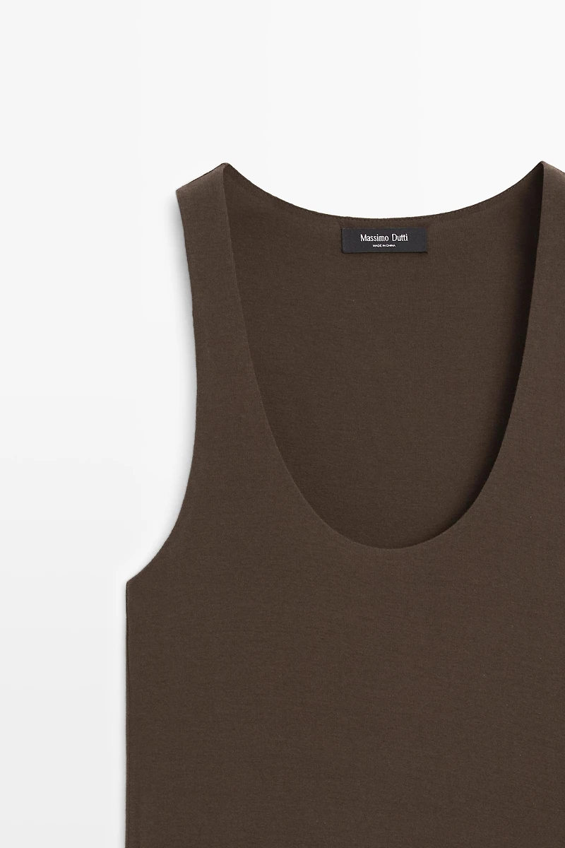Midi dress with puffed detail