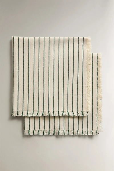 PACK OF STRIPED NAPKINS WITH FRINGE (PACK OF 2)