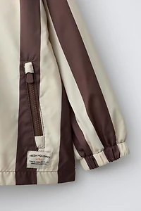LIGHTWEIGHT STRIPED RAINCOAT