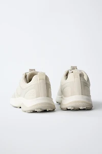 MESH SNEAKERS