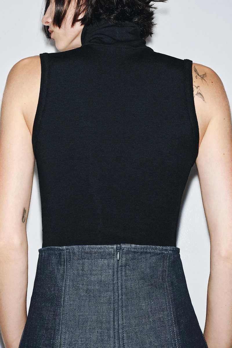 BASIC HIGH NECK BODYSUIT