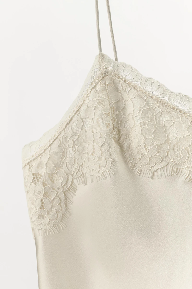 SILK BLEND LACE CAMISOLE TOP