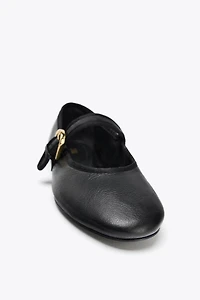 BALLERINES PLATES EN CUIR