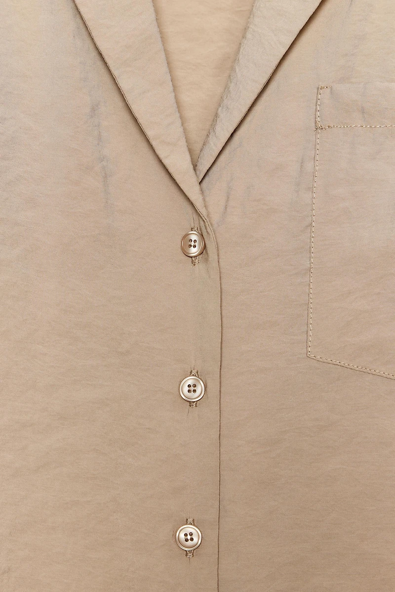 FLOWY SHORT SLEEVE SHIRT